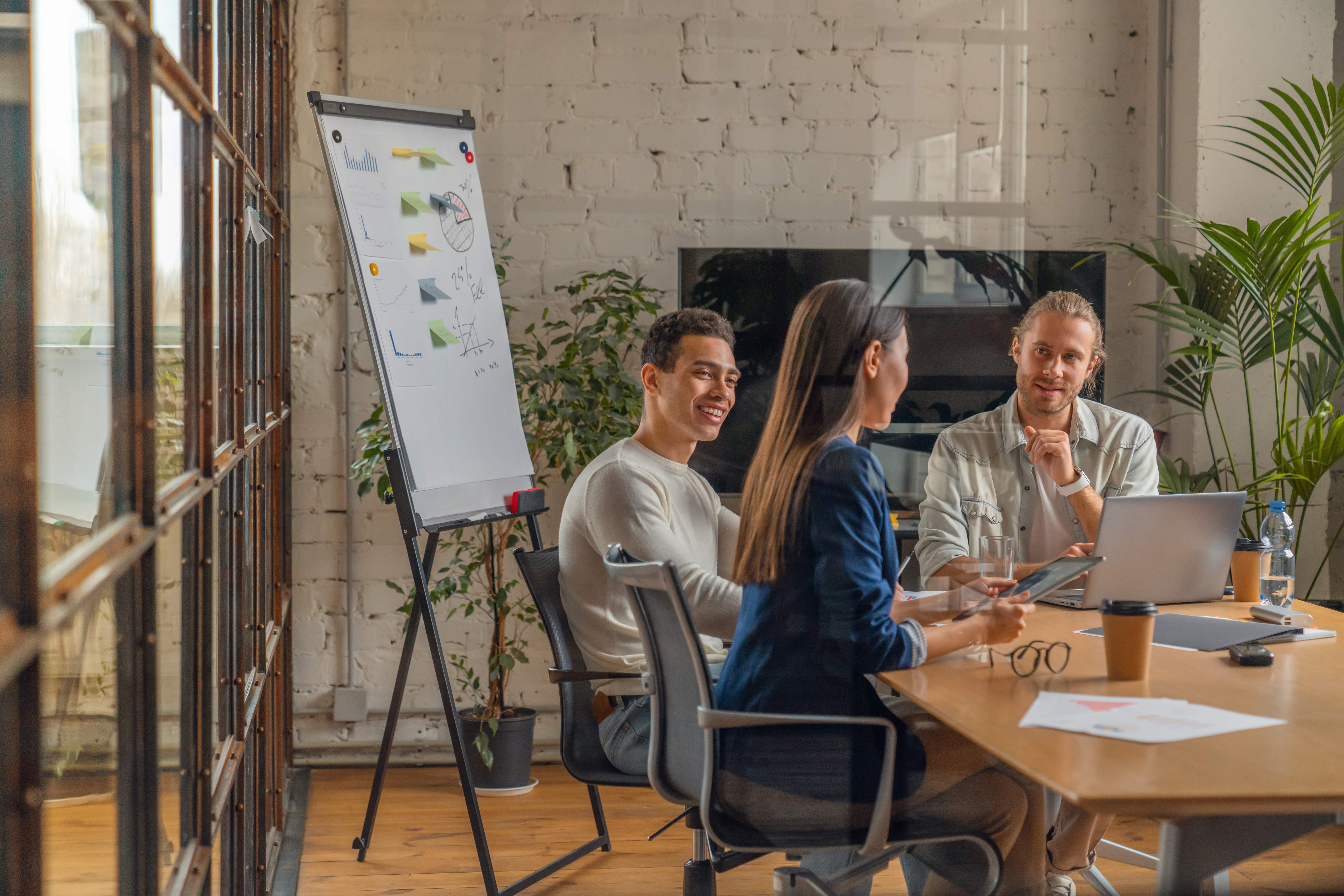 AdobeStock_275461934 (1)-min Tax Planning Strategist for Marketing Agencies